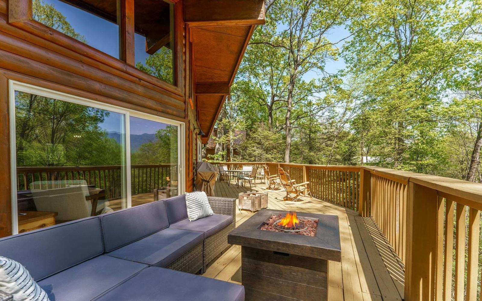 Grand Ole Chalet - Mt Viewsfireplacefirepitarcade Gatlinburg Exteriör bild
